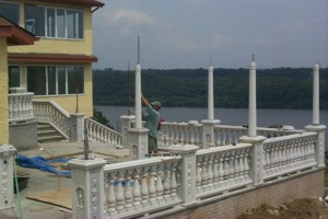 type 1 balusters being installed inPoughkeepsie, NY